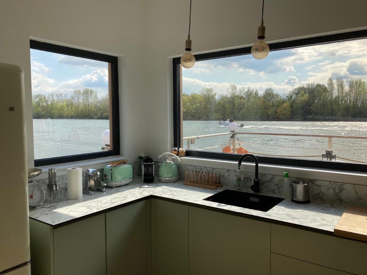 Seinehouse - Maison Flottante Vaux-Sur-Seine Dış mekan fotoğraf